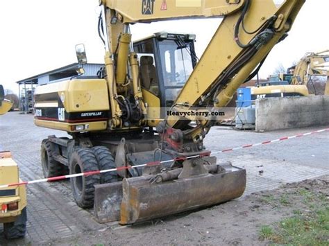 However, incomplete data and mistakes might occur. CAT M318 1999 Mobile digger Construction Equipment Photo ...