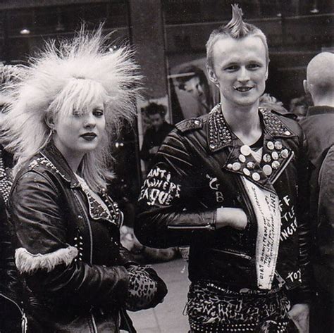 「70s Punk」的圖片搜尋結果 70s Punk Punk Subculture Punk