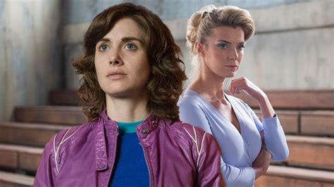Glow Alison Brie And Betty Gilpin On Discovering The Joys Of Wrestling Ign