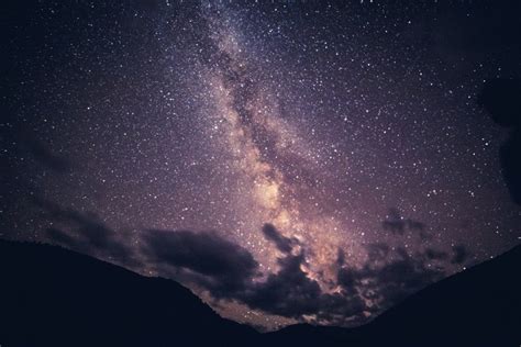 Starry Sky Milky Way Clouds Night Wallpaper Coolwallpapersme