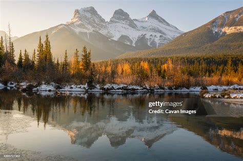 Three Sisters Mountains Canmore Alberta High Res Stock Photo Getty Images