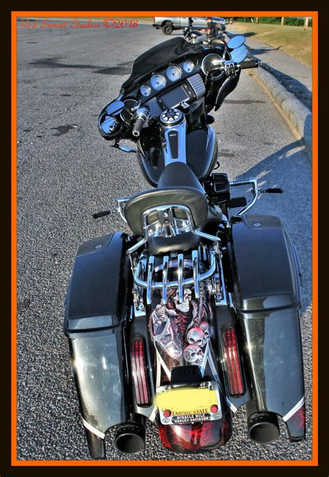 Ksaauto h5 am/fm radio antenna for harley davidson road street electra tour glide (20 types optional) 11 inch rocket, copper core & screw, flexible rubber, motorcycle there's a problem loading this menu right now. 2014 Harley-Davidson® FLHXSE CVO™ Street Glide® (Black ...