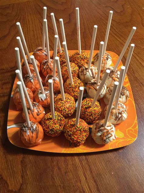 Halloween Cake Pops