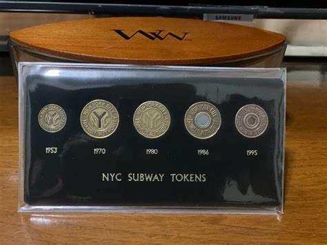 Nyc Subway Tokens Collectors Set