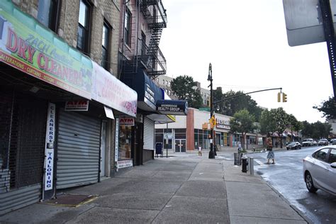 A Bronx Way Of Life On Bainbridge Ave And 204 Street