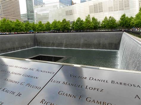 Mémorial du 11 septembre : World Trade Center et 9/11 Memorial : Lower