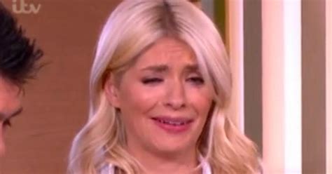 Holly Willoughby Runs Off This Morning Set Almost Vomiting As Phillip