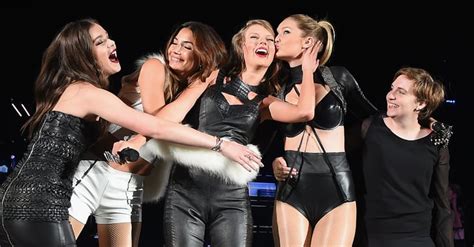 Taylor Swifts Best Friends In 2015 Popsugar Celebrity