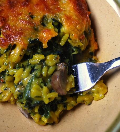 The Cutting Edge Of Ordinary Spinach And Rice Casserole
