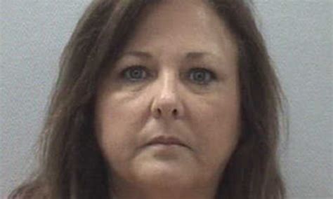 Susan Hammond Wild Hot Soccer Mom Accused Of Giving Free Download Nude Photo Gallery