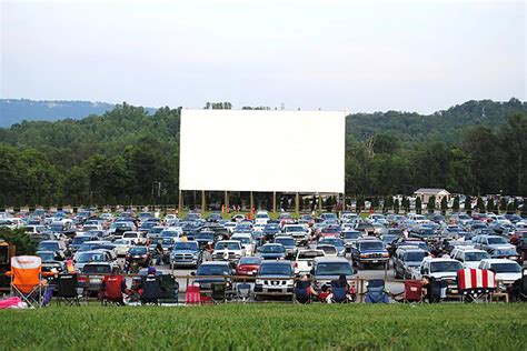 5 Classic Drive In Theaters With Rv Parking And Tent Camping