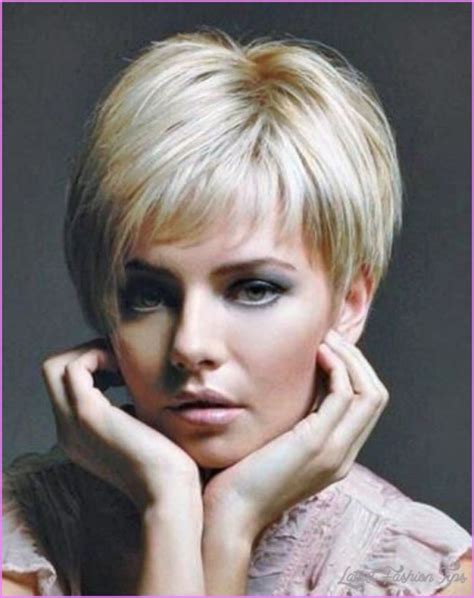 (okay honestly i was pinning. Short Hairstyles For Women Over 50 With Glasses ...