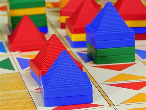 무료 이미지 경기 놀이 색깔 보드 게임 미술 삽화 건물 모양 피라미드 오락 장난감 블록 4052x3043