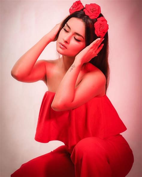 Avneet Kaur Official Avneetkaur13 Look At Her Now ️🌹 Styled By Instagram Post Download