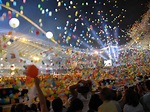 File:Athens 2004 Olympics Closing ceremony.jpg - Wikipedia