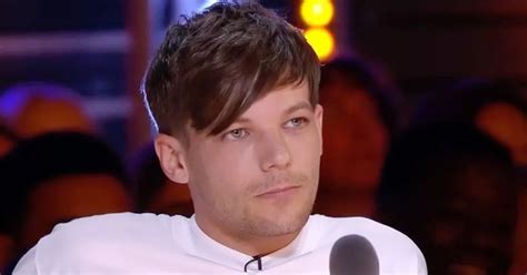 X Factor S Louis Tomlinson Sets One Direction Fans Hearts Aflutter As