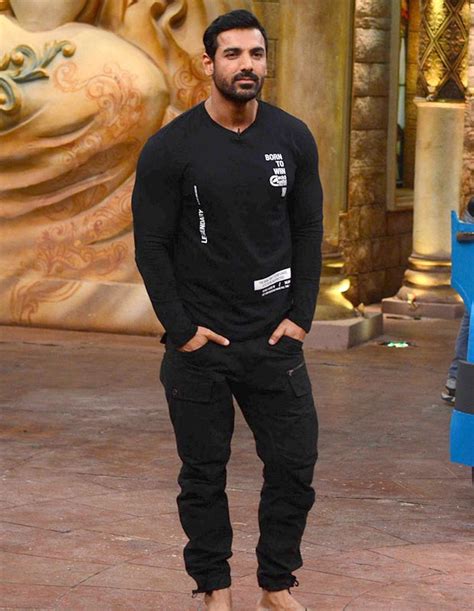 John Abraham Walks Out Of Comedy Nights Bachao Bollywood