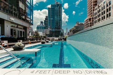 Fabulous Chicago Hotel Rooftop Pools For An Ultimate Daycation
