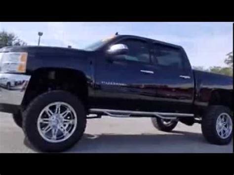 Its a z71 extended cab with the z71 appearance package which adds chrome hooks in the front, same color bumper, same. 2012 Chevrolet Silverado 1500 LT Z71 Crew Cab 4x4 Monster ...