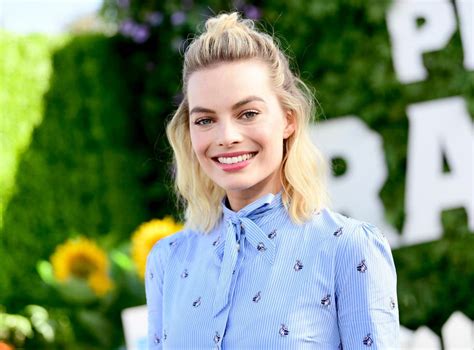 Margot Robbie Says Sexism Is An ‘inherent Thing Everyone Has Got In Their Dna The Independent