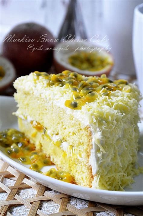 Siap antar gambar kek yang dah dipotong. markisa snow cheese cake (With images) | Cake, Cheesecake ...