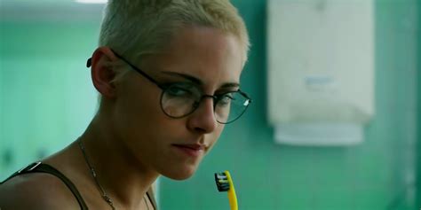 Kristen Stewarts 41m Sci Fi Horror Flop Becomes A Netflix Hit
