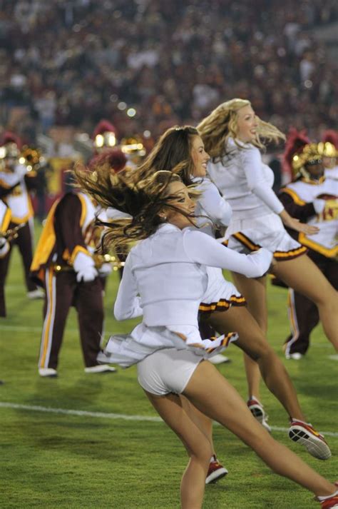 2010 Usc Vs Virginia 0235 Sexy Sports Girls Sexy Cheerleaders College Cheerleading