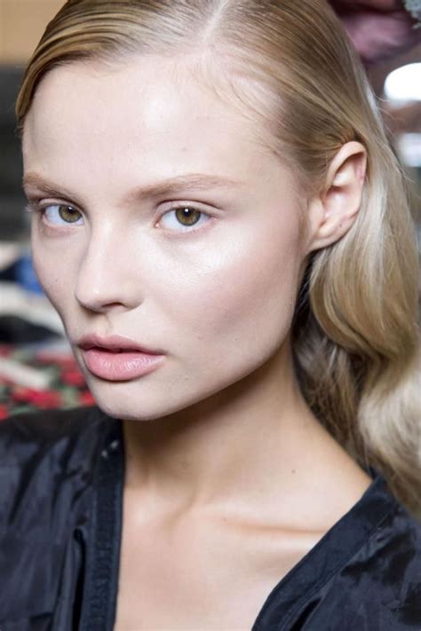 Magdalena Frackowiak Beauty Effortless Beauty Magdalena Frackowiak