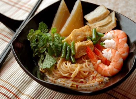 This curry is named after the city island called 'penang' of malaysia. Penang Curry Ramen with Squids (Two Sets) - Organic ...