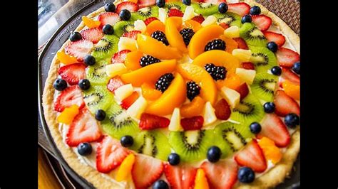 These christmas dessert recipes are what you need for a blissful celebration. How To Make a Fruit Pizza - Christmas Dessert Ideas - YouTube