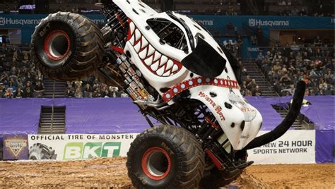 Monster Trucks Brisbane Tickets Times And All The Info Families