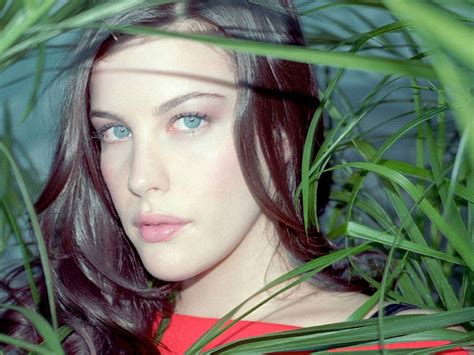 Liv Tyler Sexy Wallpaper Images
