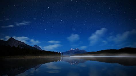1360x768 Night Landscape Mountains Reflection Laptop Hd Hd 4k