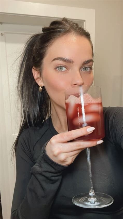 what is a sleepy girl mocktail how to make the viral tart cherry juice pre bedtime drink abc news