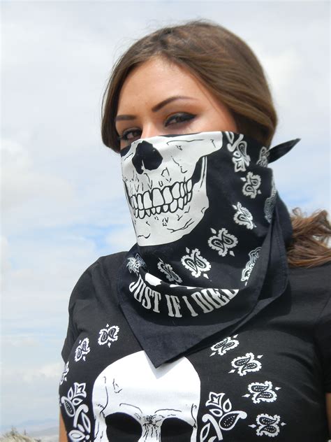 Pin By Just If I Died On Skull Bandana Mask Girl Rock Style Women