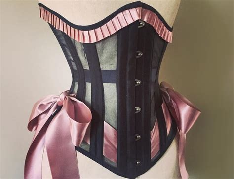 20 Types Of Corsets Everything You Need To Know Upd 2021