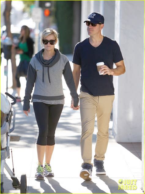 Reese Witherspoon S Son Tennessee Is Growing Up So Fast Photo 3304460