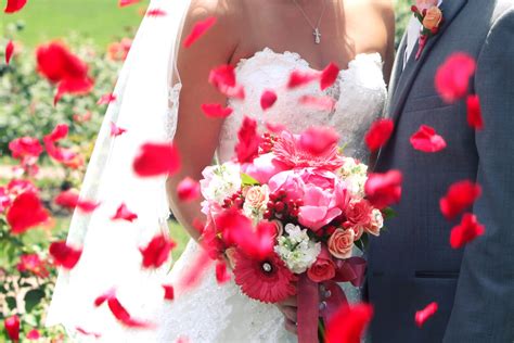 How To Plan A Valentines Day Wedding Floral Terrace