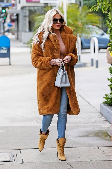 Khloe Kardashian Street Style 01 07 2019 • Celebmafia