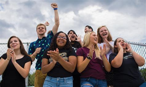 Savoring The Moment Around Campus Fall 2017 Ou Magazine Oakland