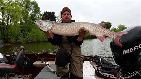 In The Bag Guide Service Green Bay Fishing Guide Captain Chris Bartsch