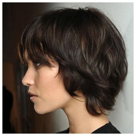 Short pixie hair styles and cuts that will flatter anyone, whether you have fine hair, textured, or curly hair, or want a shaved, long, or choppy cut with bangs. Long Pixie Haircut For Women's 2018