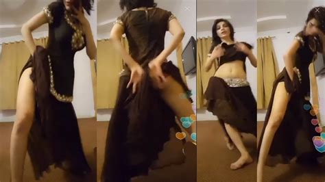 HOTTEST MUJRA PRIVATE VIDEO NANGA DANCE YouTube