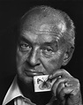 Vladimir Nabokov – Yousuf Karsh