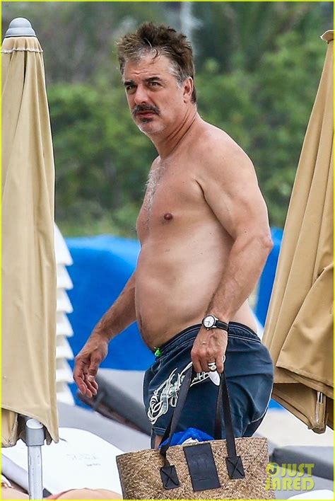 Photo Chris Noth Goes Shirtless On The Beach During Miami Vacation 02 Photo 4082903 Just