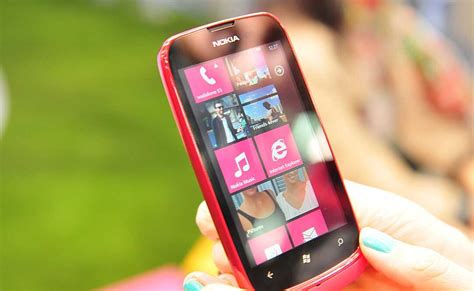 Самый доступный из Windows обзор телефона Nokia Lumia 610 ТЕХНО