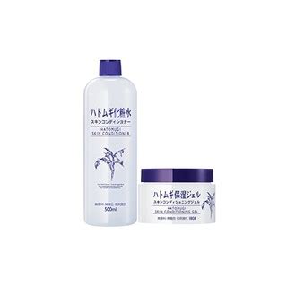 Free from fragrance and coloring, this mild toner contains coix seed extract to brighten, moisturize, smoothen and prep skin for the skin care products that follow. NATURIE HATOMUGI Skin Conditioner LOTION 500ML BARLEY ...