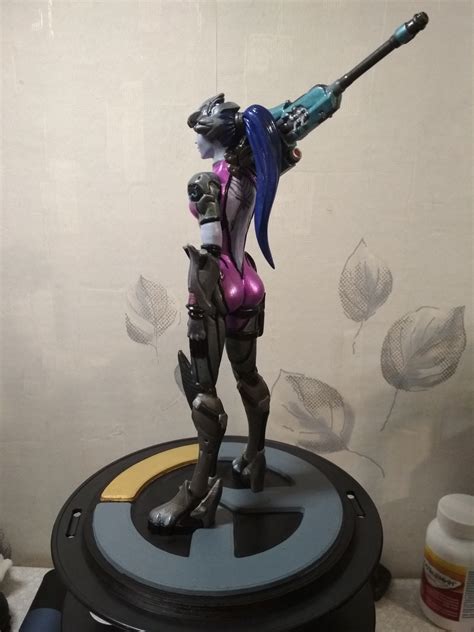 3d printable overwatch widowmaker 75mm scale model by printed obsession