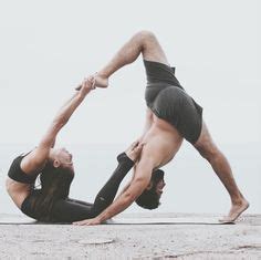 Melhor Ideia De Yoga Em Dupla Yoga Em Dupla Yoga Poses De Ioga