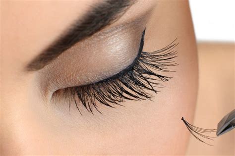 8 Tips On How To Apply Eyelash Extensions For Long And Lucious Lashes Fashion Imp